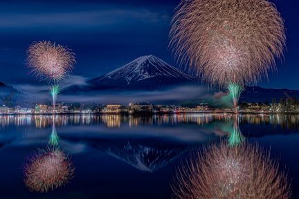 Mt. Fuji Hot Springs & Lake Kawaguchi Fireworks Festival Day Tour