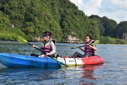 Kayaking di Ao Thalane Krabi