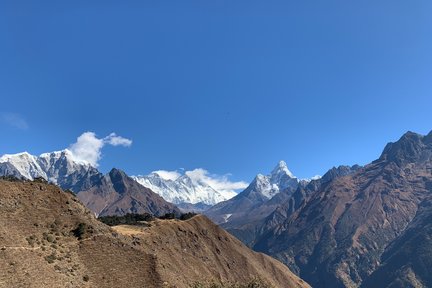 Everest Base Camp via Gokyo lakes Trek