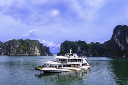 [Route 2] Magnifique excursion d'une journée dans la baie d'Ha Long par Thang Loi Cruise