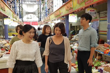 Visita al mercado de pescado de Jagalchi y al mercado de comida coreana en Busan con un chef local