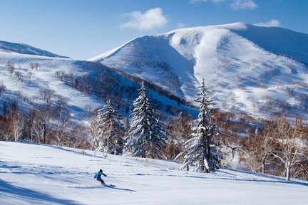 Hokkaido: Kiroro Resort Snow World Ticket & Equipment Rental