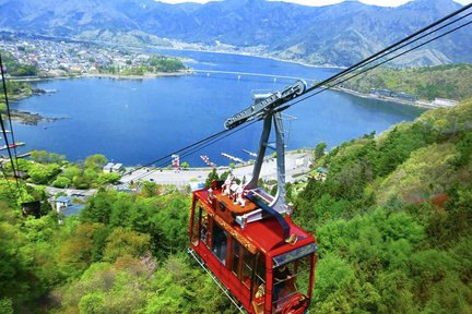 Hotspot check-in Gunung Fuji | Perjalanan satu hari ke Kereta Gantung Fuji Panoramic Danau Kawaguchi & Oshino Hakkai & Toko Lawson Kawaguchiko Ekimae | Termasuk pengalaman matcha | Termasuk opsi makan siang | Berangkat dari Tokyo