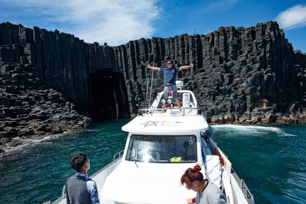 Excursión de un día de esnórquel y navegación en yate en Penghu por Hsing Yu Yacht