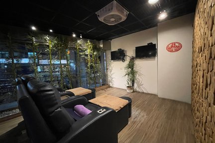 บริการนวดที่ Ba Fan Foot Massage Center (八方悅足體養生會館) ในนิวไทเป (ต้องสำรองวันใช้บริการผ่านทางโทรศัพท์)