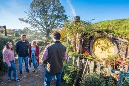 Hobbiton Movie Set Day Tour from Auckland