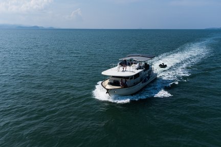 Sea journeys Phuket