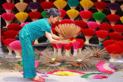 Full Day Hue Traditional Culture of Crafts Tour