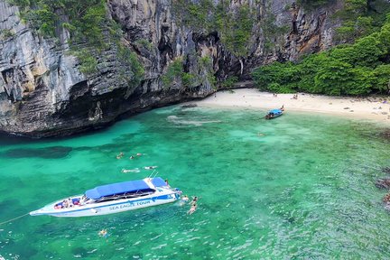 ทัวร์เกาะพีพีหนึ่งวันด้วยเรือสปีดโบ๊ทจากกระบี่ โดย Sea Eagle