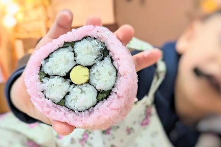 Kelas Membuat Sushi Roll di Sapporo, Hokkaido