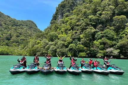 Lawatan Jetski dari Royal Langkawi Yacht Club (Kuah)