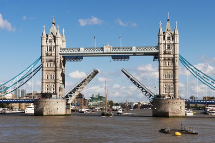 Entrada al Tower Bridge de Londres