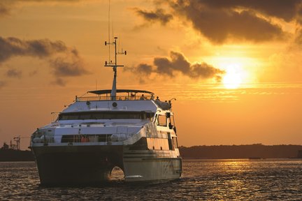 Dîner-croisière au coucher du soleil par Bali Hai Cruise