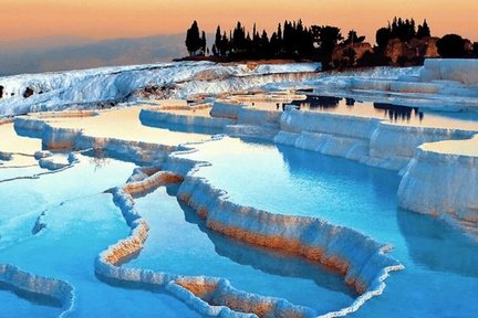 Pamukkale Day Tour from Izmir/Selcuk/Kusadasi with Lunch