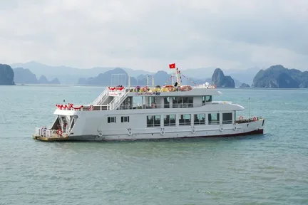 Ha Long Bay & 拜子龙湾游船一日游