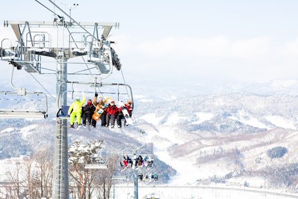 Alpensia Resort: Ski Day Tour from Seoul (Olympic Standard Slopes)