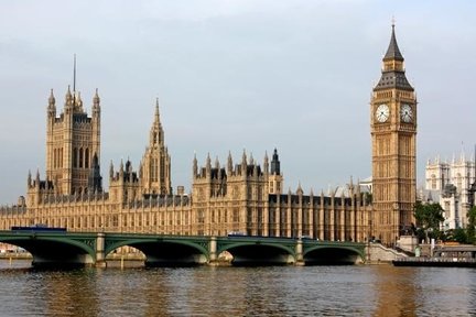 Visit The Houses of Parliament & 3 Hour Westminster Walking Tour