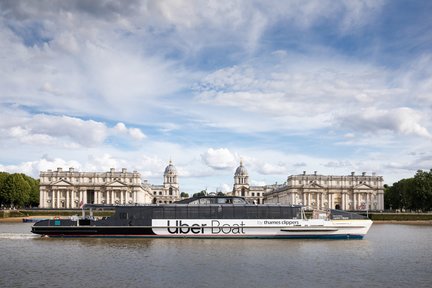 Perjalanan London Uber Boat oleh Thames Clippers River Roamer Hop-On Hop-Off Boat