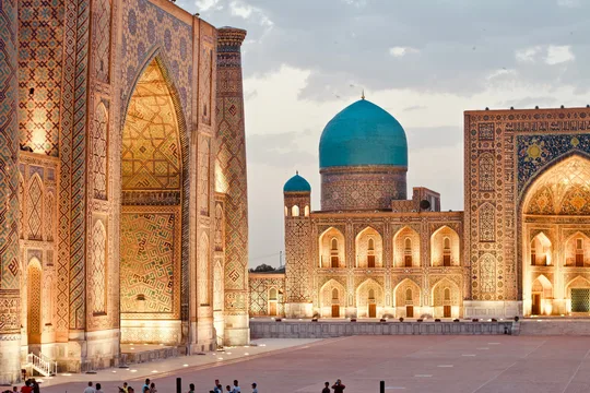 Uzbekistan·Central Asia Silk Road 8 days (Tashkent + Samarkand + Bukhara + Khiva + Urgench + National Characteristic Performance Dinner + Home Visit)