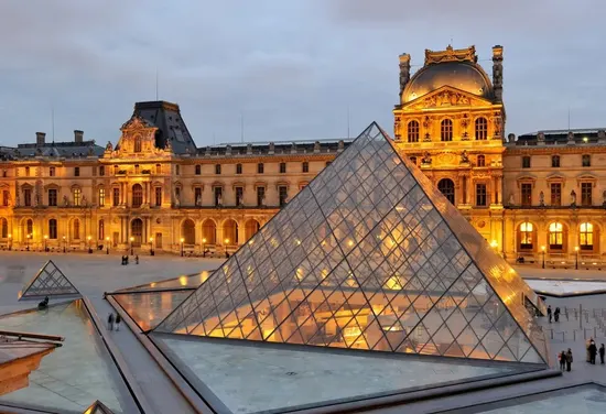 루브르 박물관