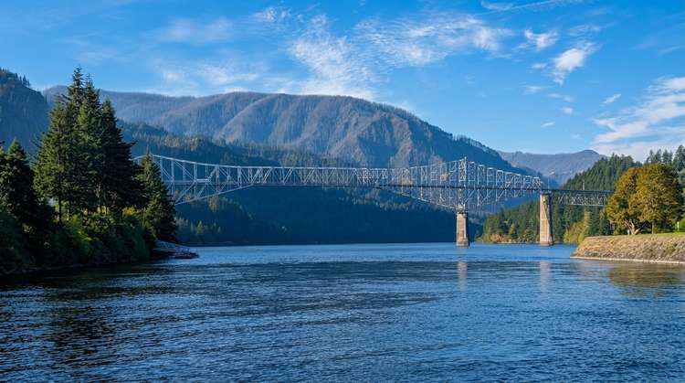 Cascade Locks