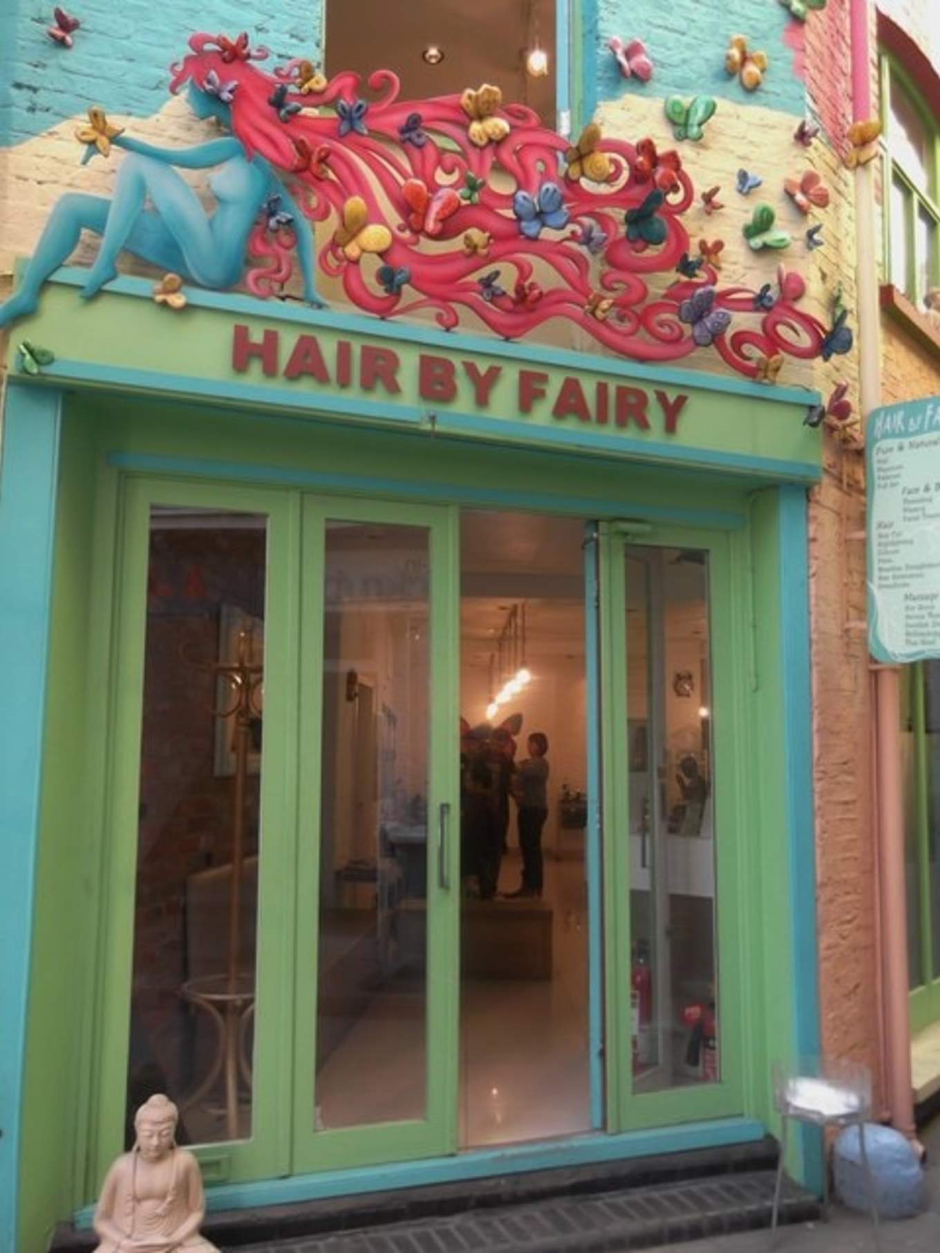 Here’s Why Neal’s Yard In Covent Garden Is London’s Best Kept Secret