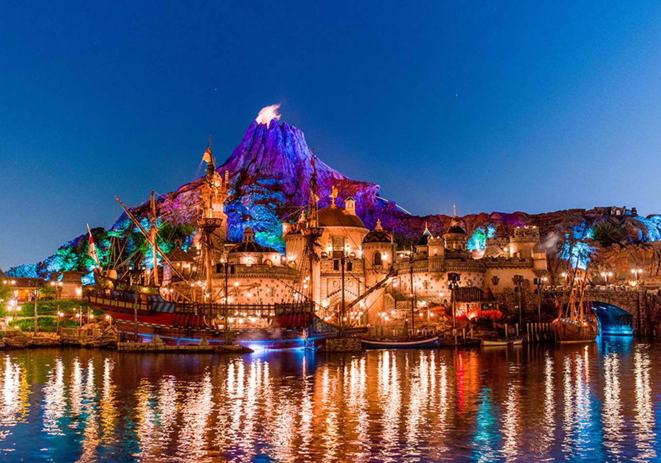 TẠI SAO DISNEYSEA TOKYO LÀ CÔNG VIÊN ĐẠI DƯƠNG DISNEY DUY NHẤT TRÊN THẾ