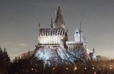 New Dark Arts Light Show At The Wizarding World Of Harry Potter In Universal Studios!