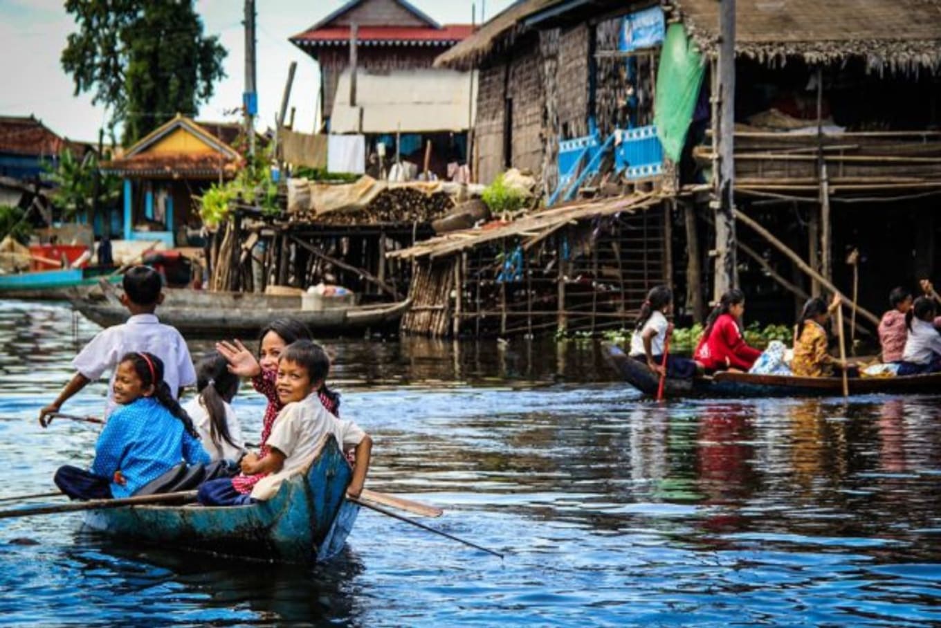 Things to do Cambodia Siem Reap Tonle Sap Lake Floating Market 1