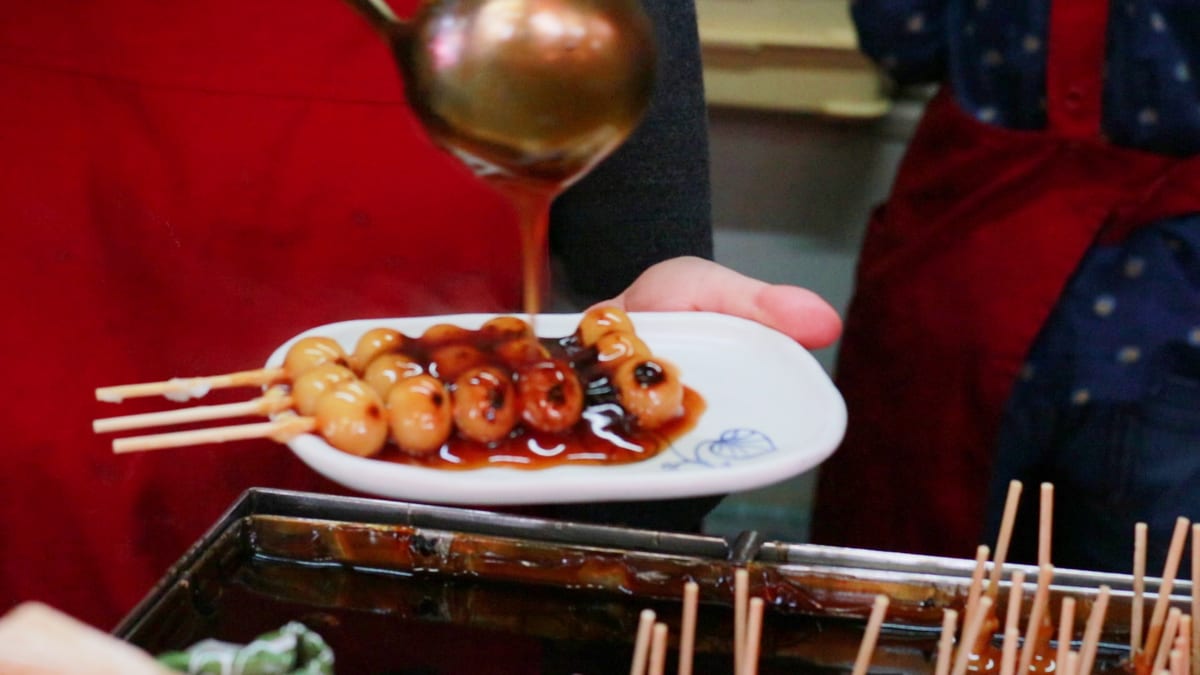 好吃的黑糖味丸子 (照片來源:https://goo.gl/PZphjH)