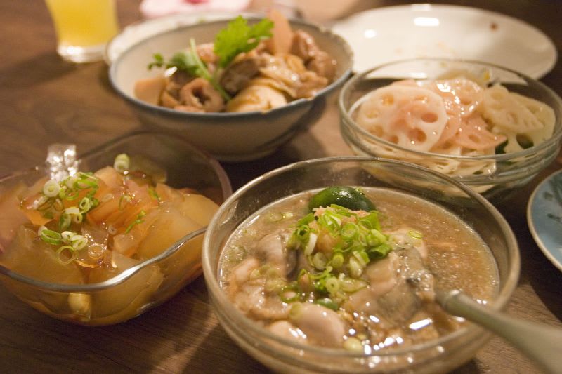 Klook客路・探索未知的你 懷 舊 美 食 , 蚵 仔 麵 線 、 冰 糖 蓮 藕 Photo | flickr CC editor Kevin Phua