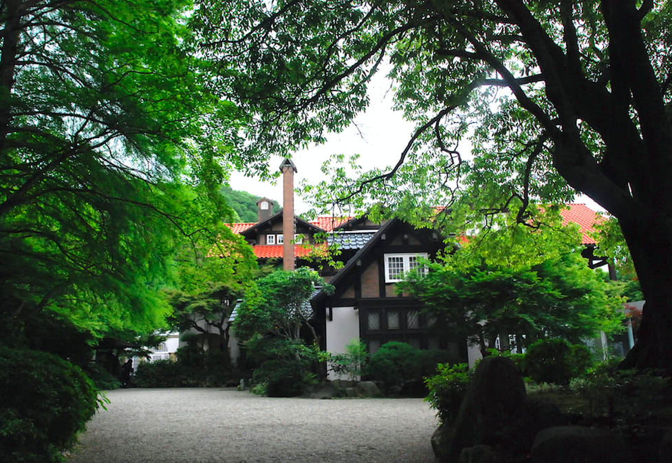 英式百年豪宅改建而成的美術館|圖片來源:吳胖達