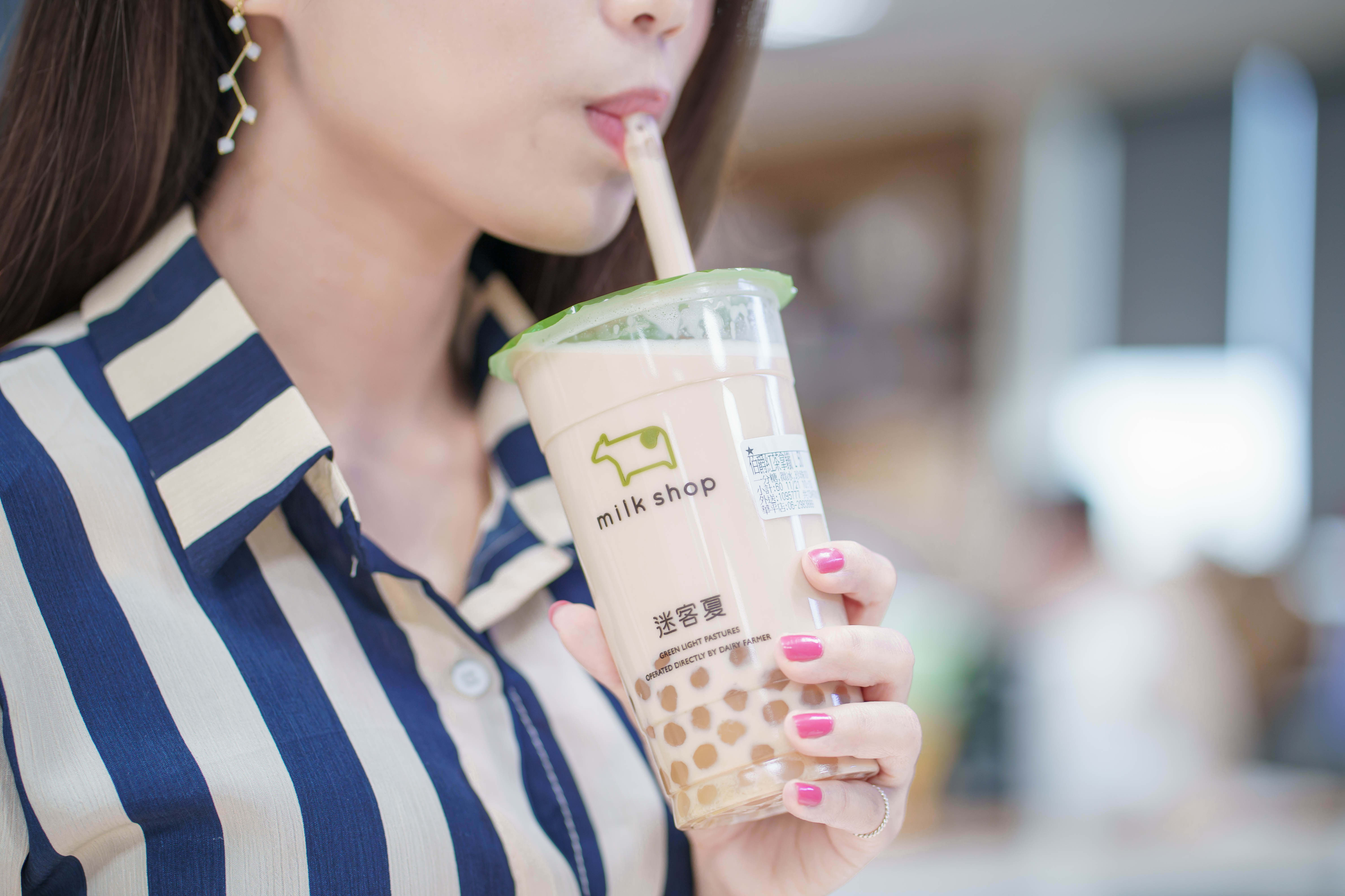 KLOOK優惠券在全台門市都能以折扣優惠價享用大杯珍珠紅茶拿鐵 KLOOK優惠券在全台門市都能以折扣優惠價享用大杯珍珠紅茶拿鐵