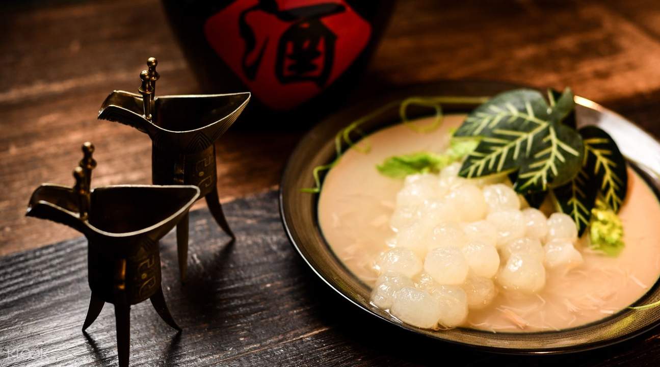 「金絲和田玉」如其美名的一道用冬瓜製作成的佳餚。
