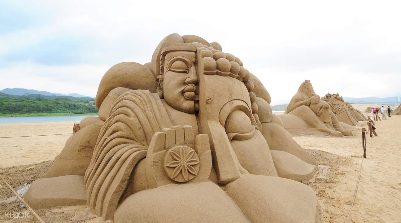 福隆海水浴場每年都會舉辦沙雕展。 福隆海水浴場每年都會舉辦沙雕展。