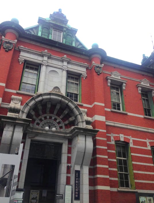 京都文化博物館為了紀念平安京建都1200年,特別開館介紹京都的歷史與文化。照片來源:吳胖達 京都文化博物館為了紀念平安京建都1200年,特別開館介紹京都的歷史與文化。照片來源:吳胖達