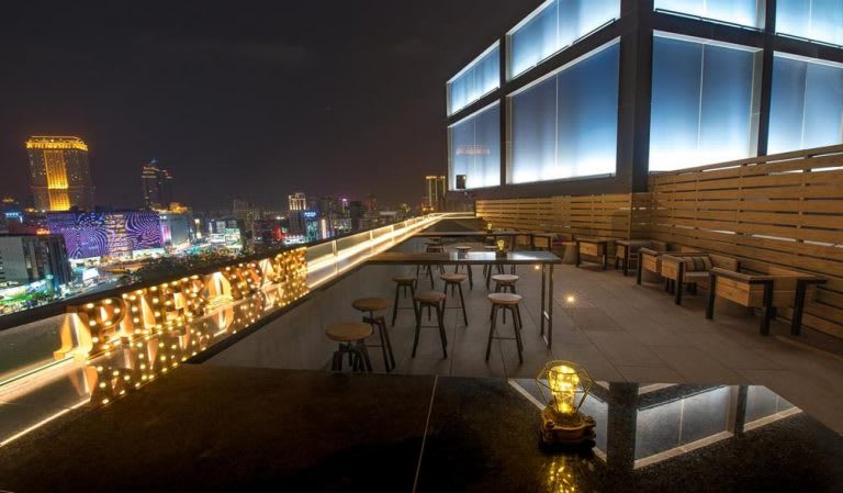 高雄中央公園英迪格酒店酒吧 高雄中央公園英迪格酒店酒吧