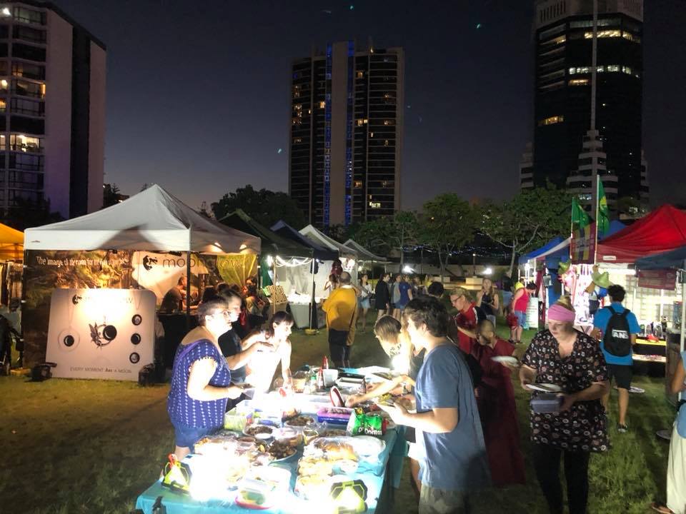 乾淨整潔的小市集,也是吸引不少觀光客。(圖片取自澳洲河濱市集官方FB粉絲團) 乾淨整潔的小市集,也是吸引不少觀光客。(圖片取自澳洲河濱市集官方FB粉絲團)
