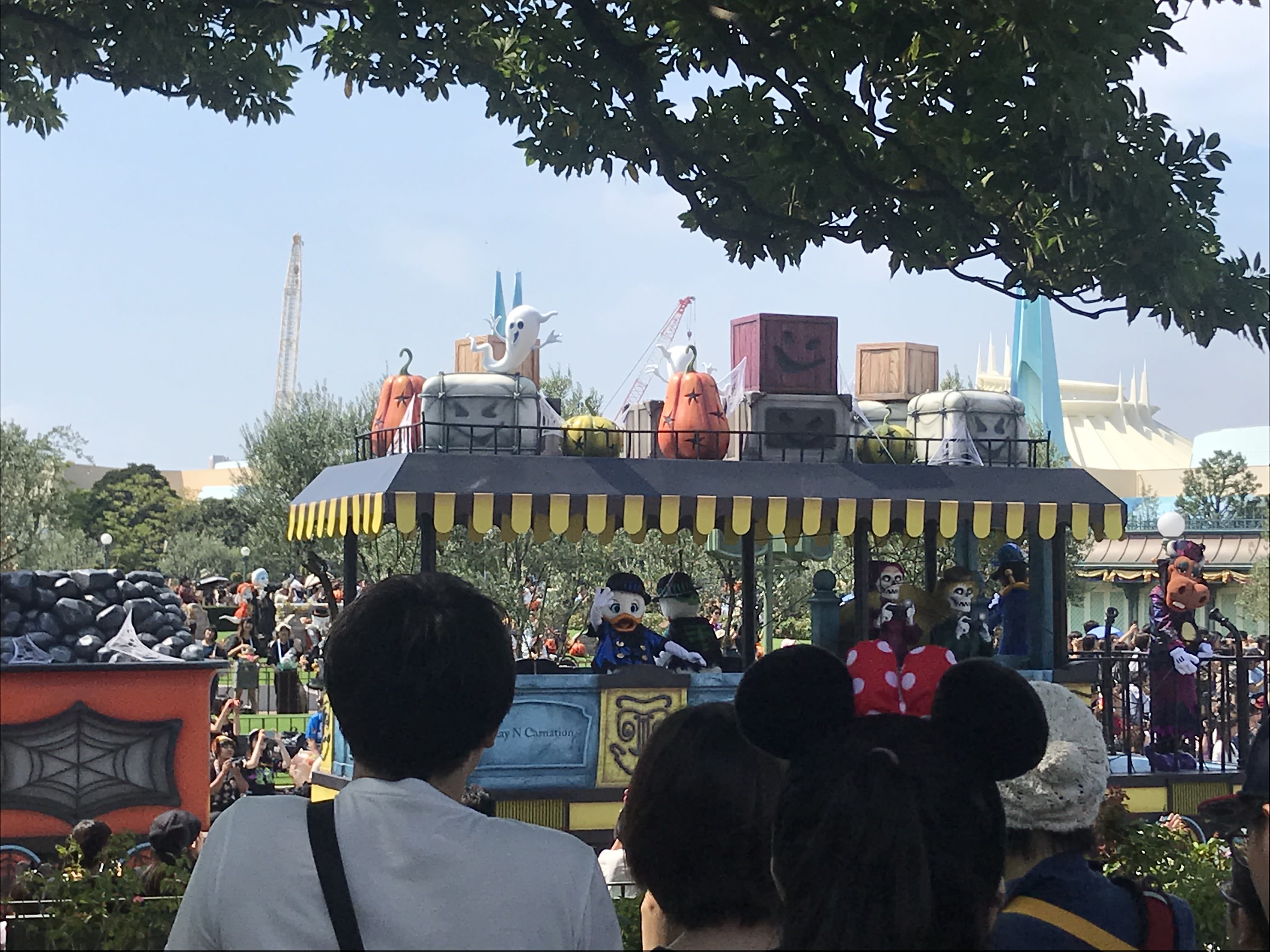 迪士尼樂園,萬聖節遊行。 迪士尼樂園,萬聖節遊行。