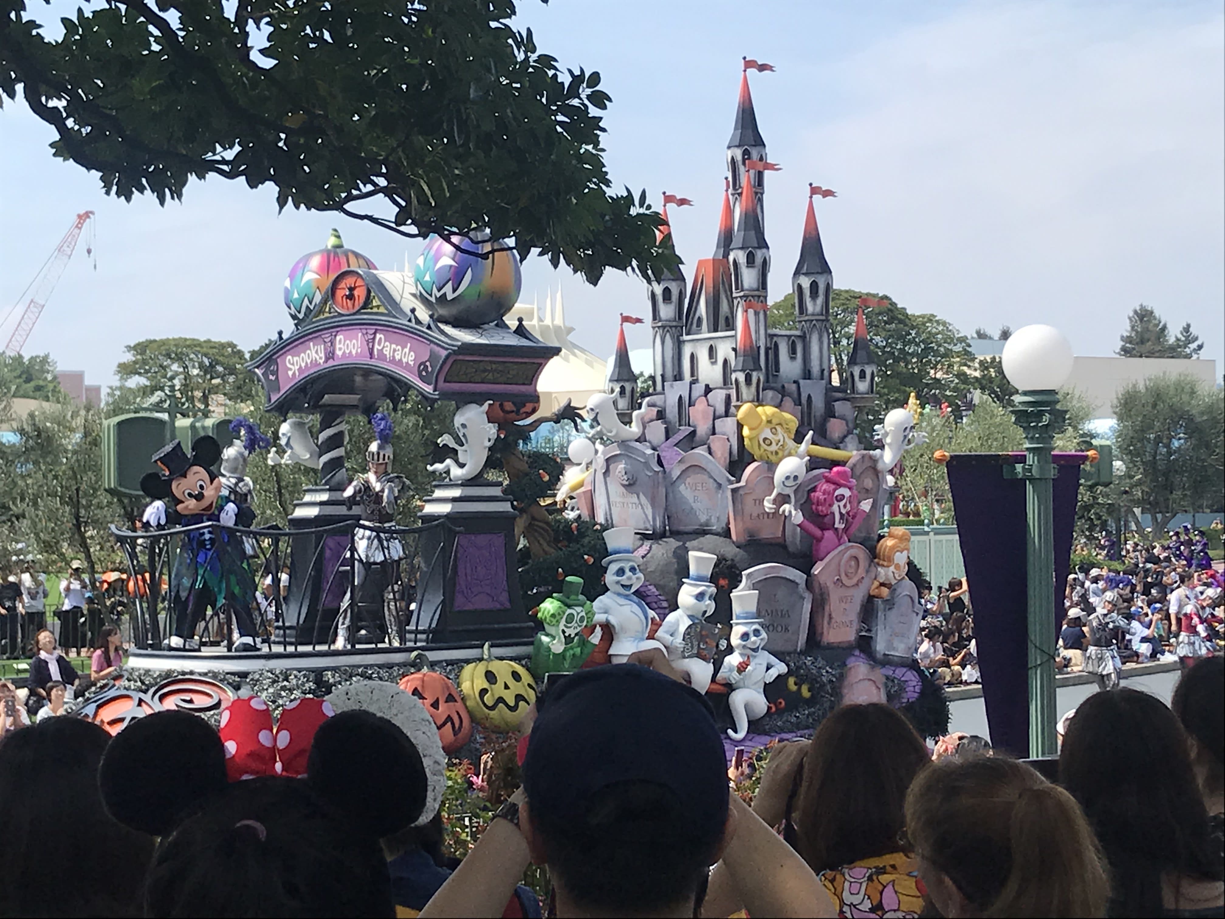 迪士尼樂園,萬聖節遊行。 迪士尼樂園,萬聖節遊行。
