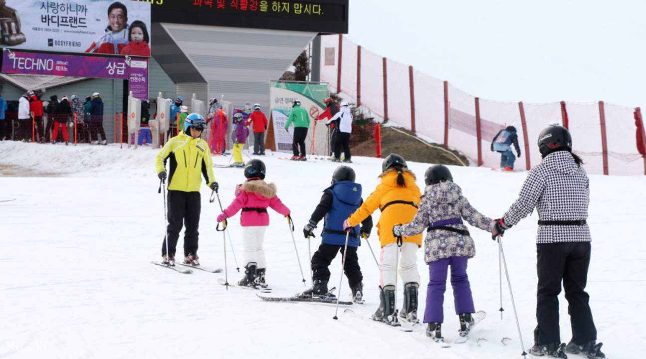 滑雪場多會提供滑雪課程