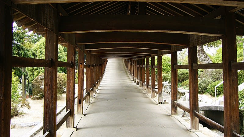 吉備津神社。 吉備津神社。