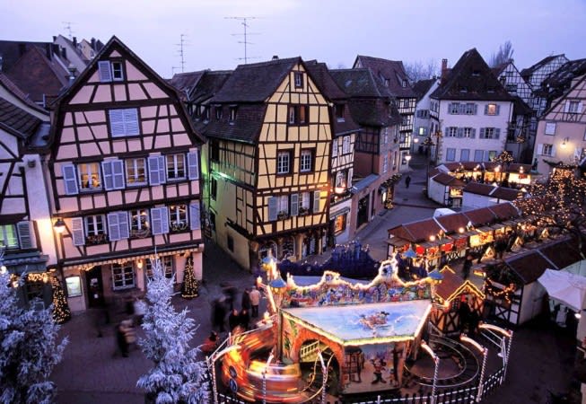 小法國區的河畔,圖片取自southeuropetravel.com。 小法國區的河畔,圖片取自southeuropetravel.com。