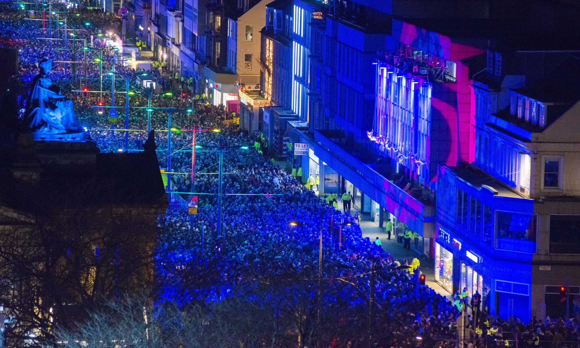 2018的街頭派對 www.edinburghshogmanay.com 2018的街頭派對 www.edinburghshogmanay.com