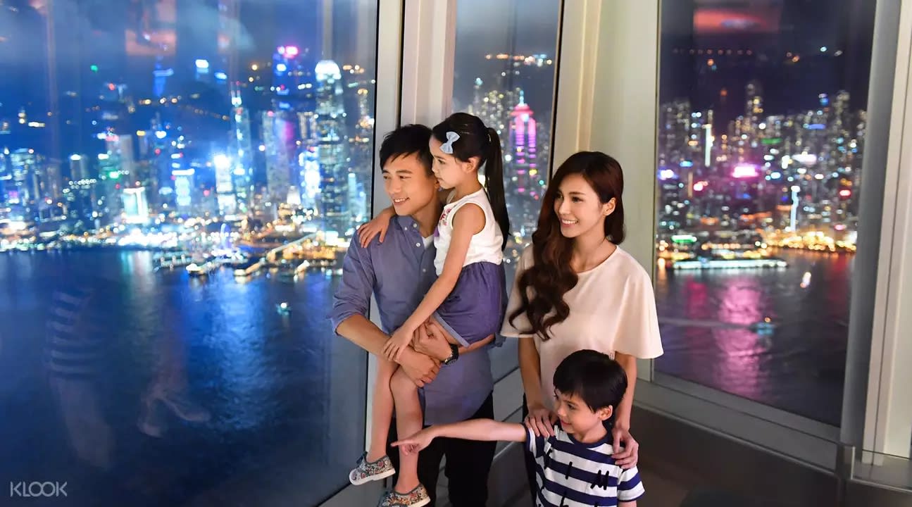 白天夜晚景致更顯風情，重點是，室內的觀景台不受天候的影響。