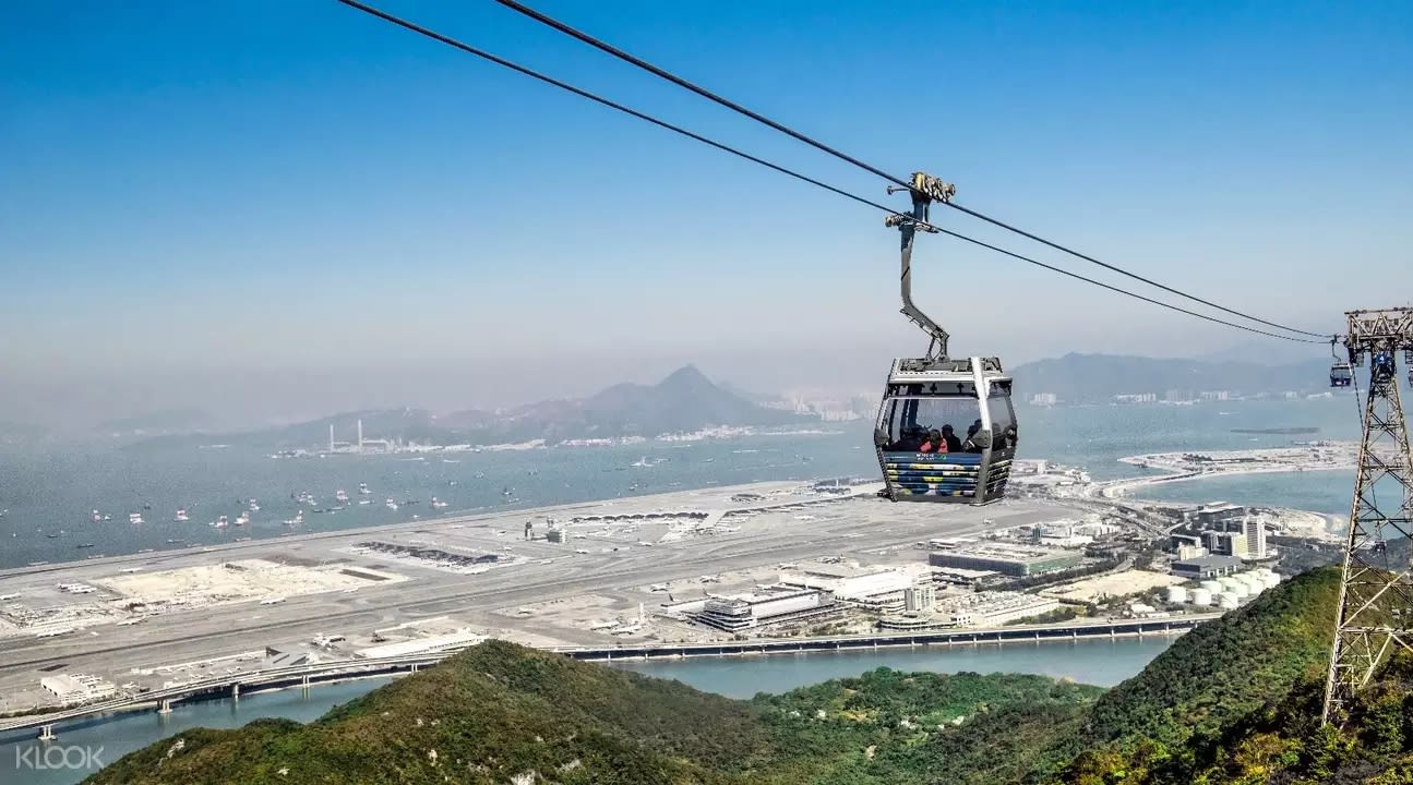 上山頂、搭纜車，都是從空中品味這座城市的好選擇。