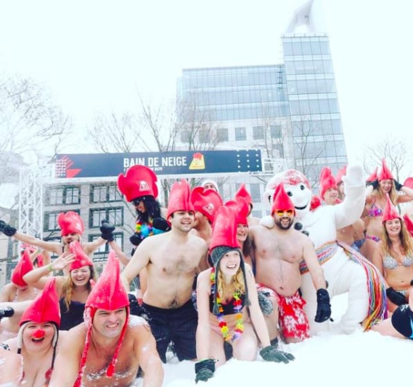 只能穿比基尼的“雪浴” / instagram@carnavaldequebec