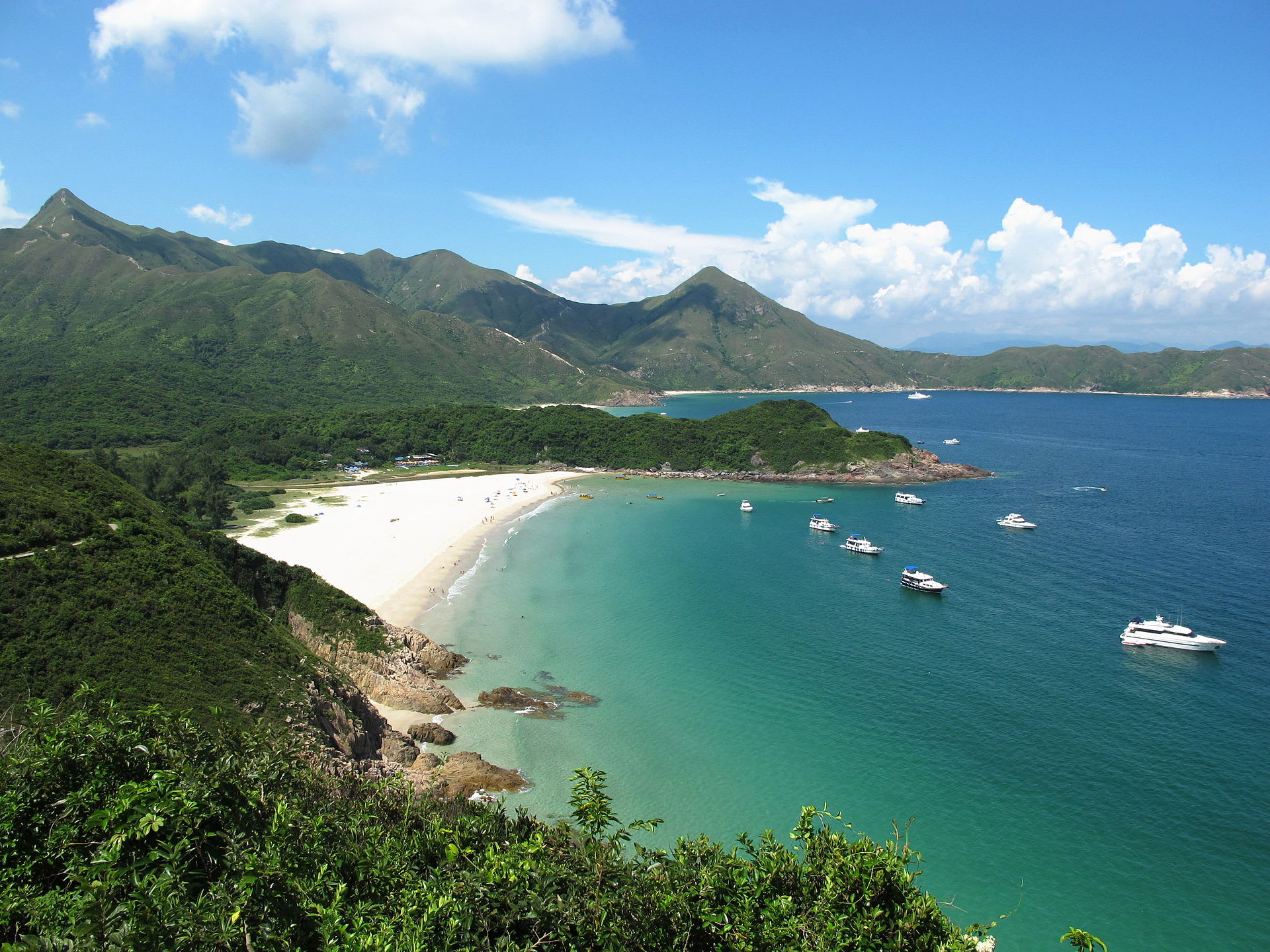 麥理浩徑,圖片取自zh.wikipedia.org。 麥理浩徑,圖片取自zh.wikipedia.org。