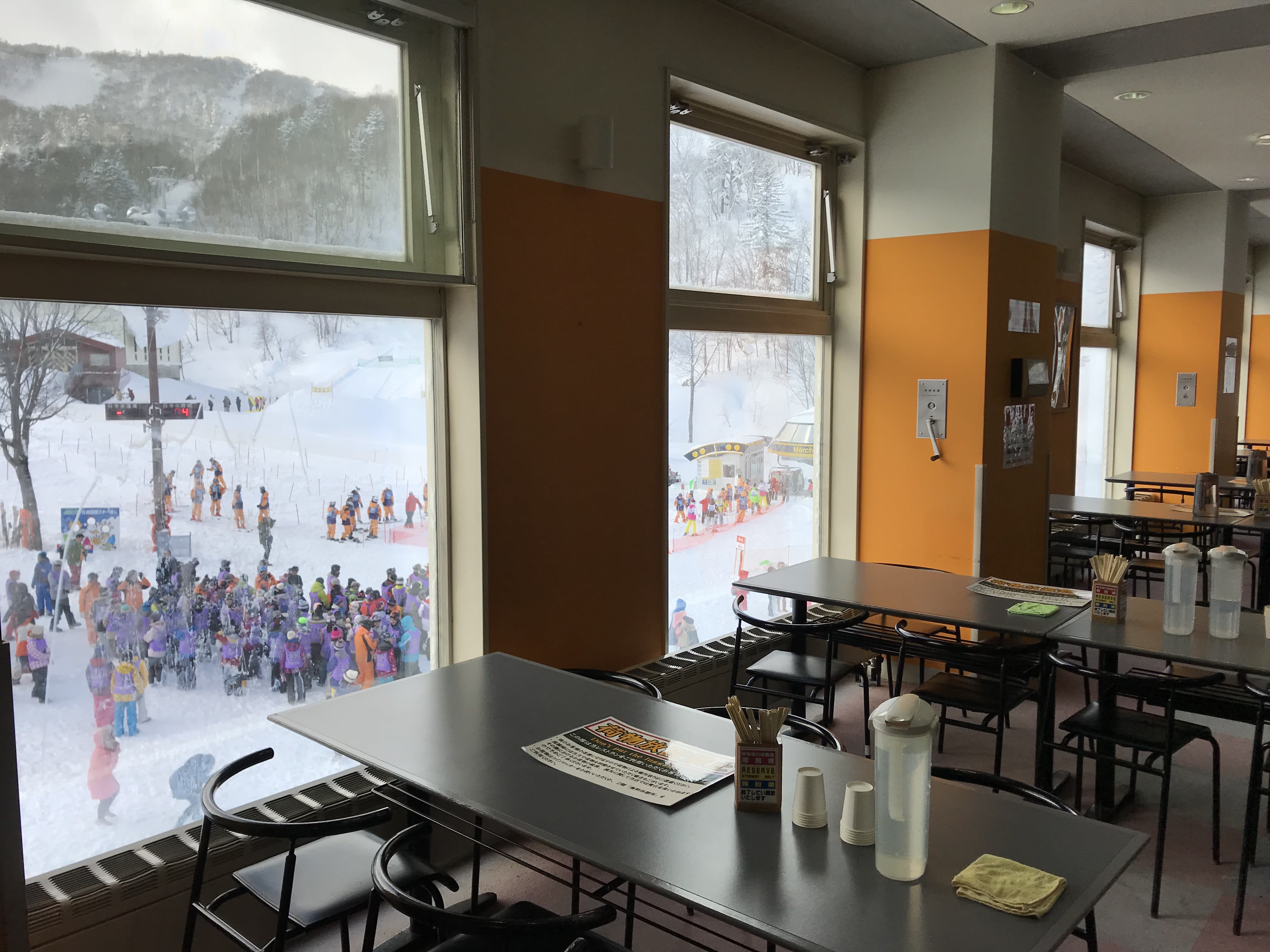札幌國際滑雪場有落地窗,取自:Ann Shih。 札幌國際滑雪場有落地窗,取自:Ann Shih。