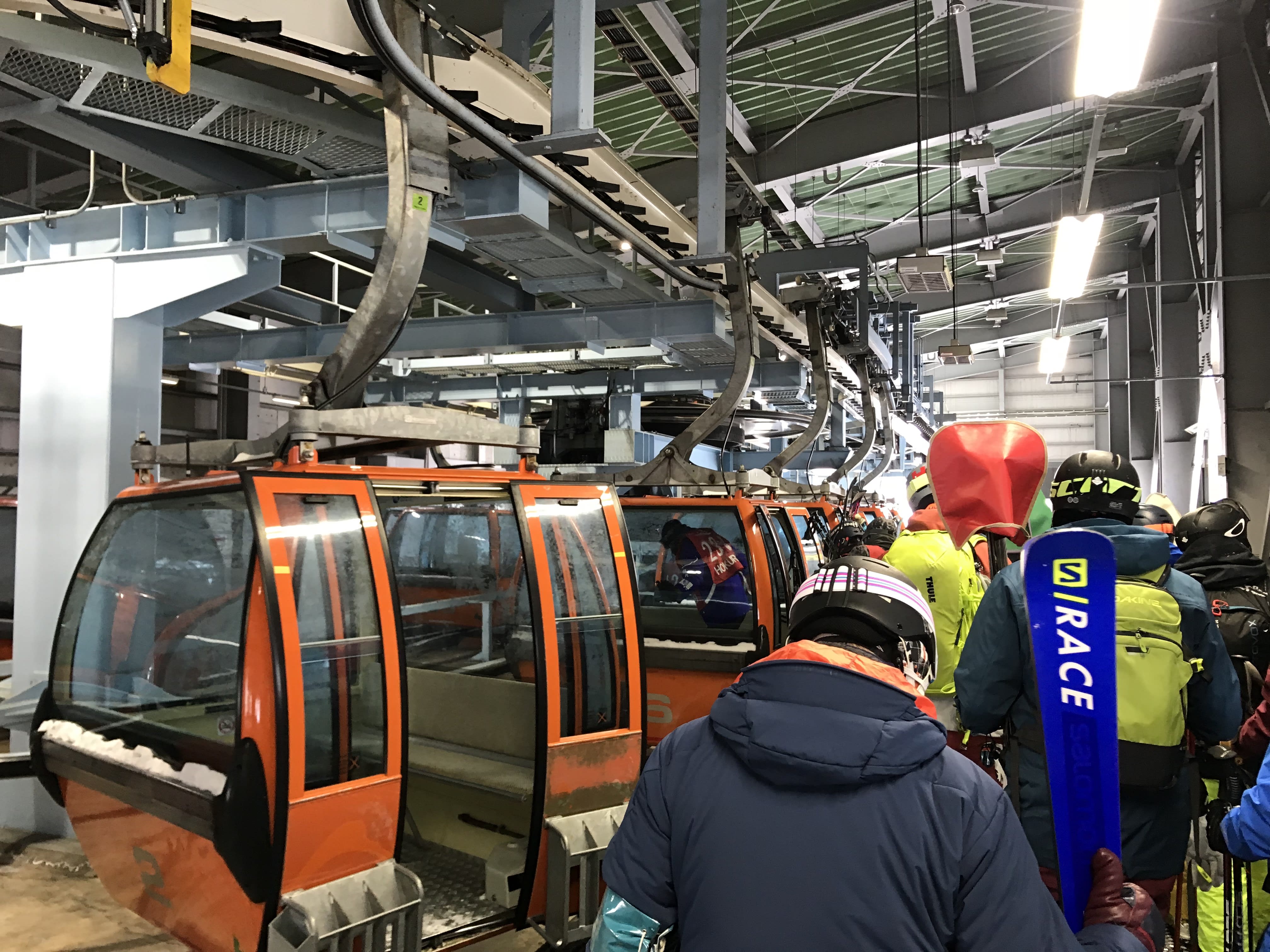 滑雪區纜車,取自:Ann Shih。 滑雪區纜車,取自:Ann Shih。